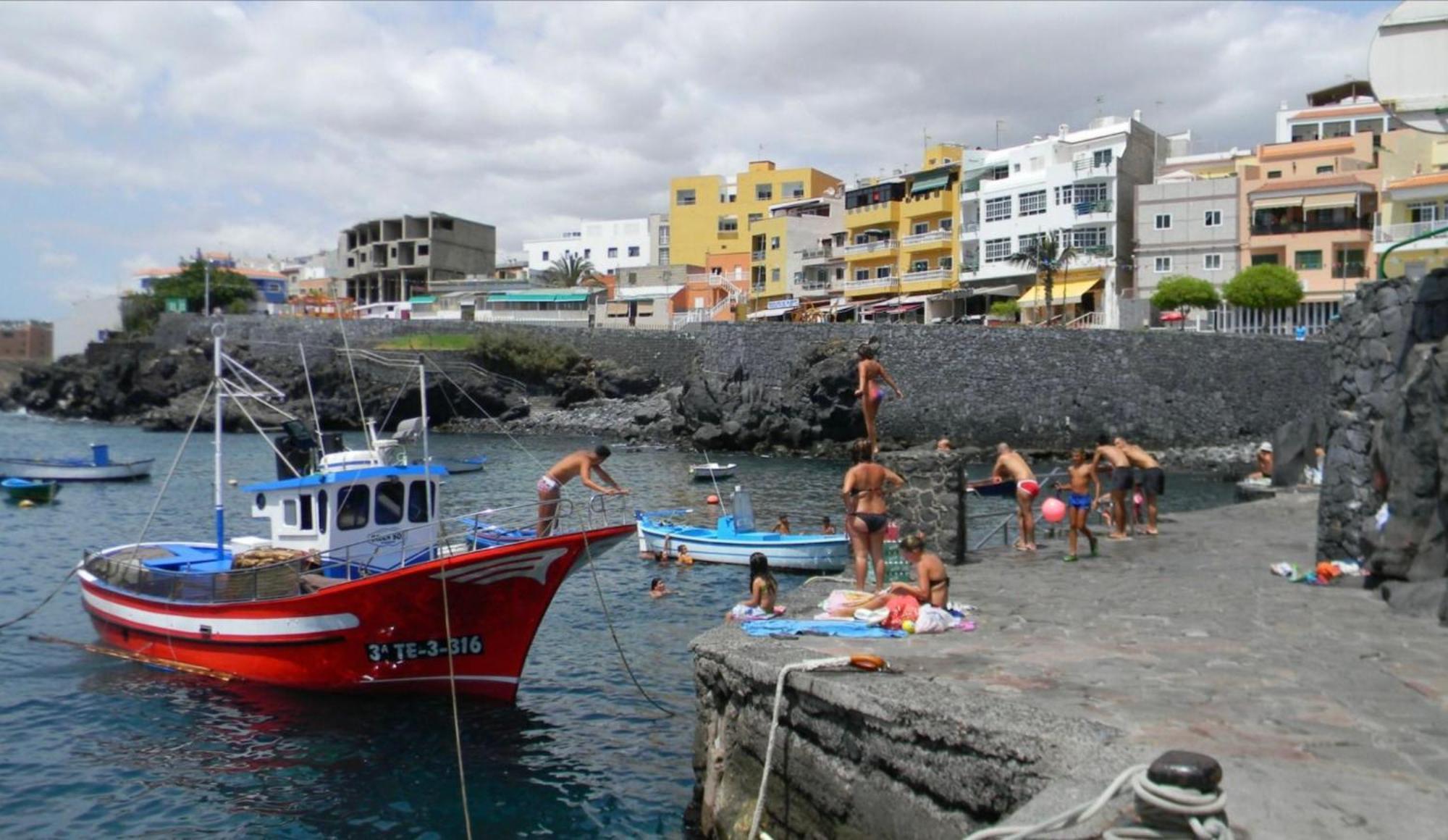 B&B Paraiso Tenerife Super Economy Rooms Airport 阿布里斯 外观 照片