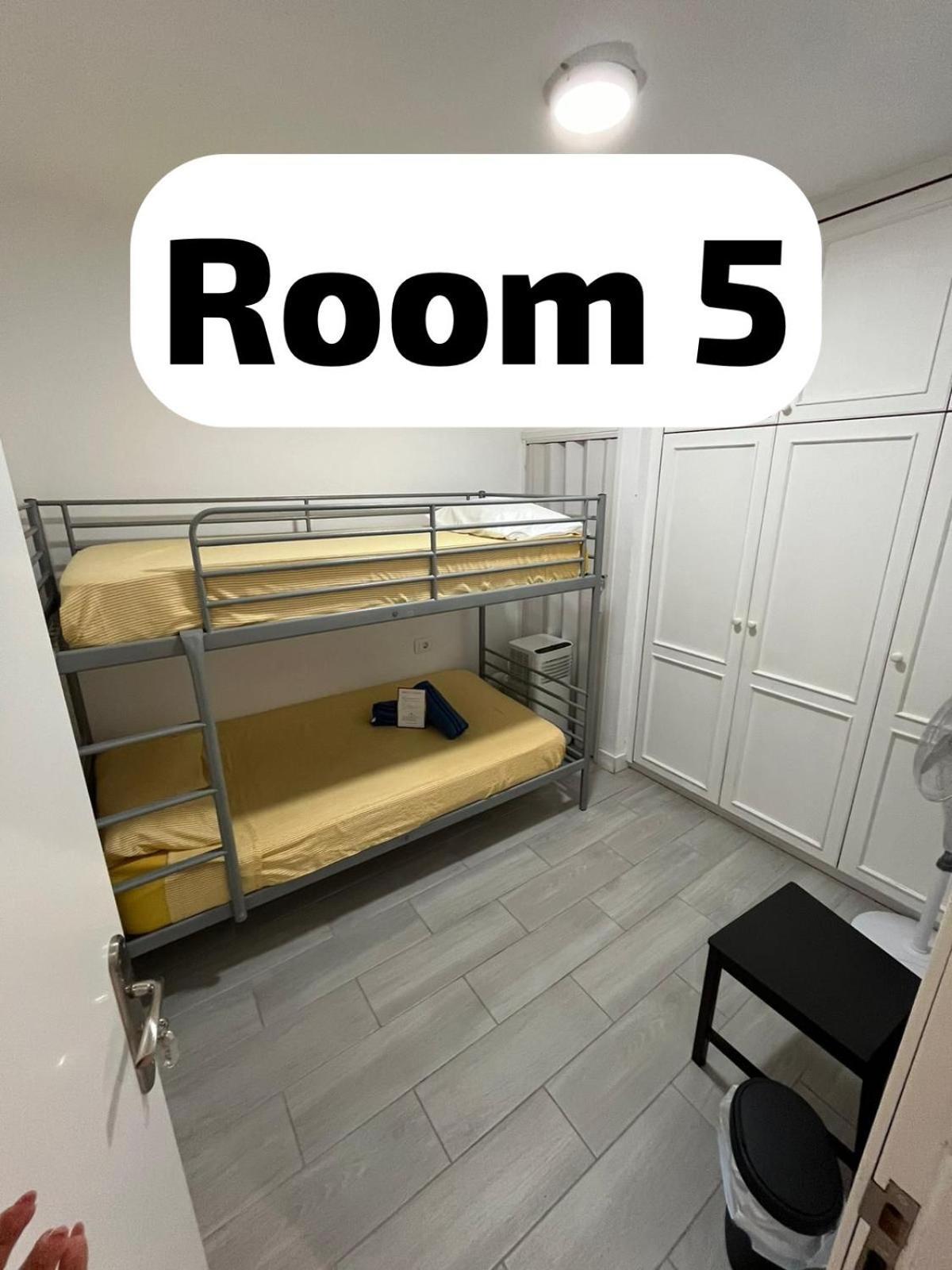 B&B Paraiso Tenerife Super Economy Rooms Airport 阿布里斯 外观 照片